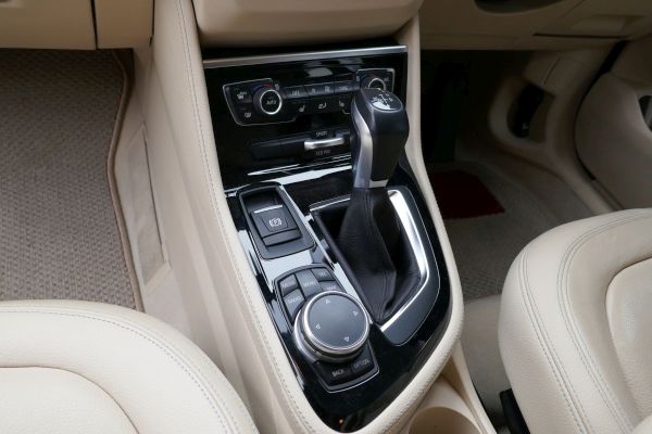 BMW 2シリーズ アクティブツアラーの室内