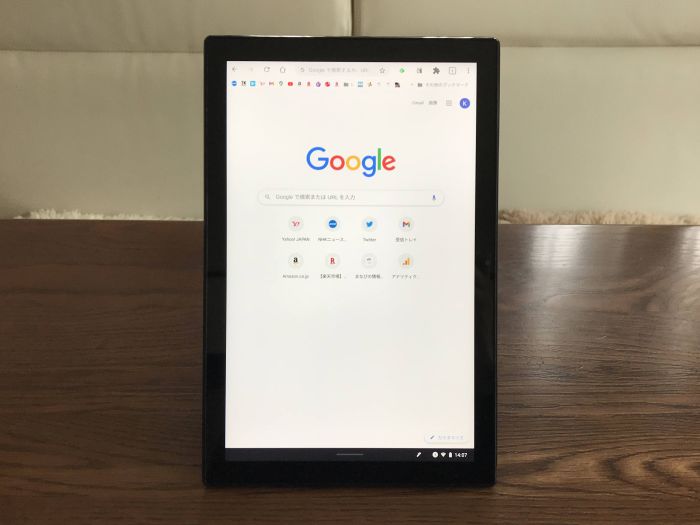 ASUS Chromebook Detachable CM3 タブレットスタイル(縦)