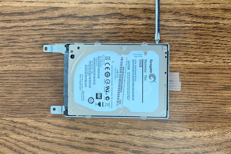 Acer aspire E1-532-F14DK HDD SSD 換装